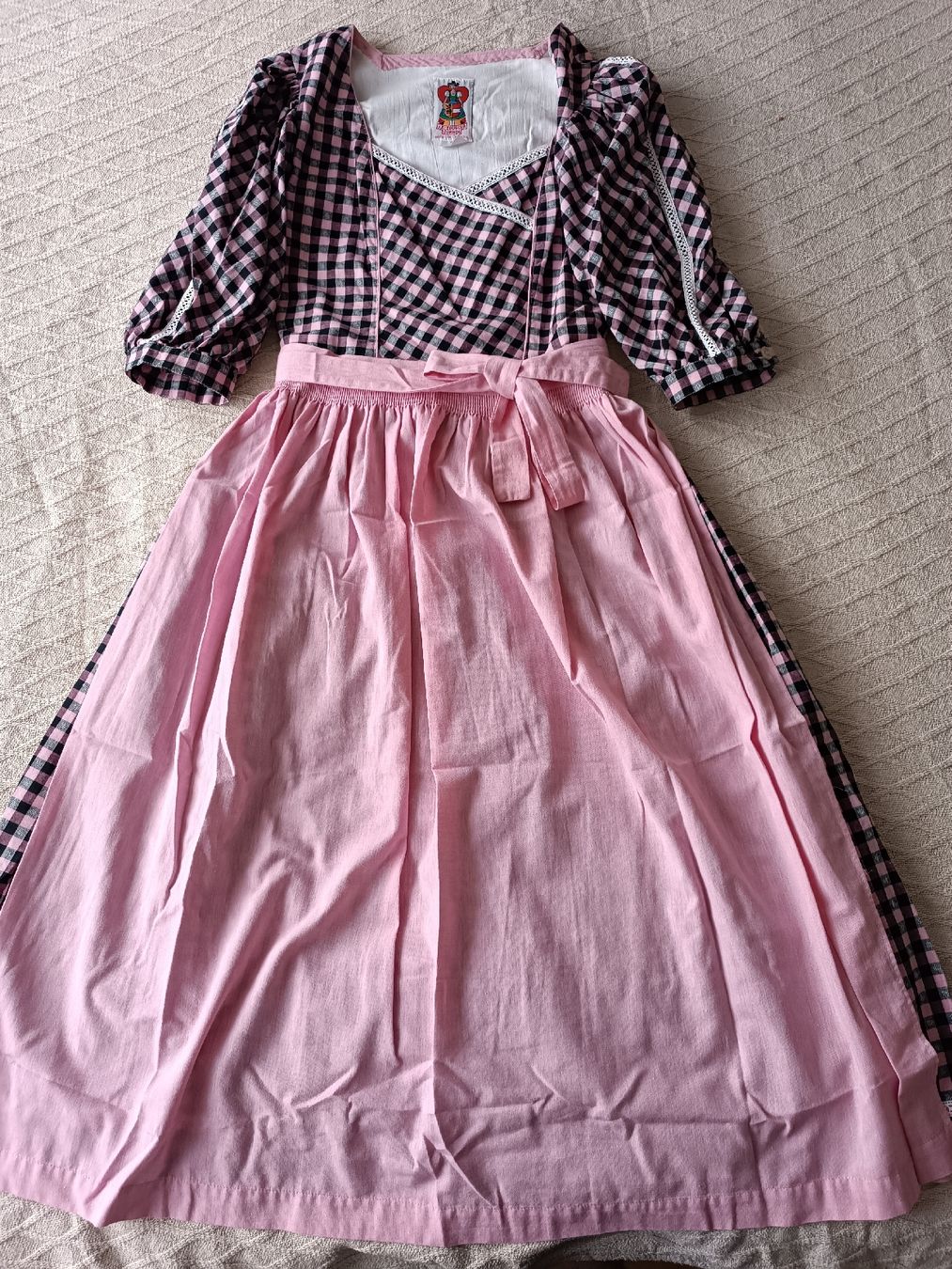 Costumi: Dirndl /Trachtenkleid Gr 42 – Usato da Binz venduto da julijuli 3