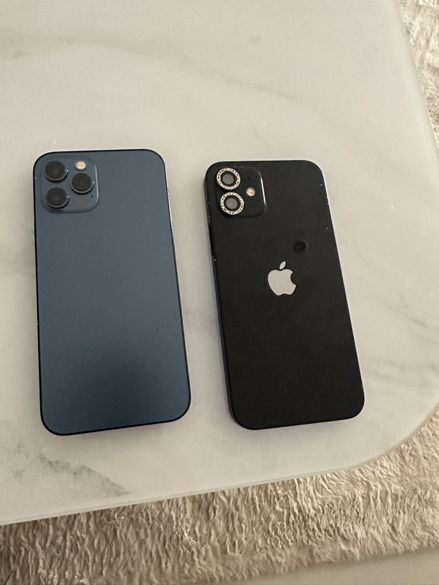 Apple Handys / Smartphones: iPhone 12Pro und iPhone 12 – Defekt aus St. Gallen von Fuerstenland123 1