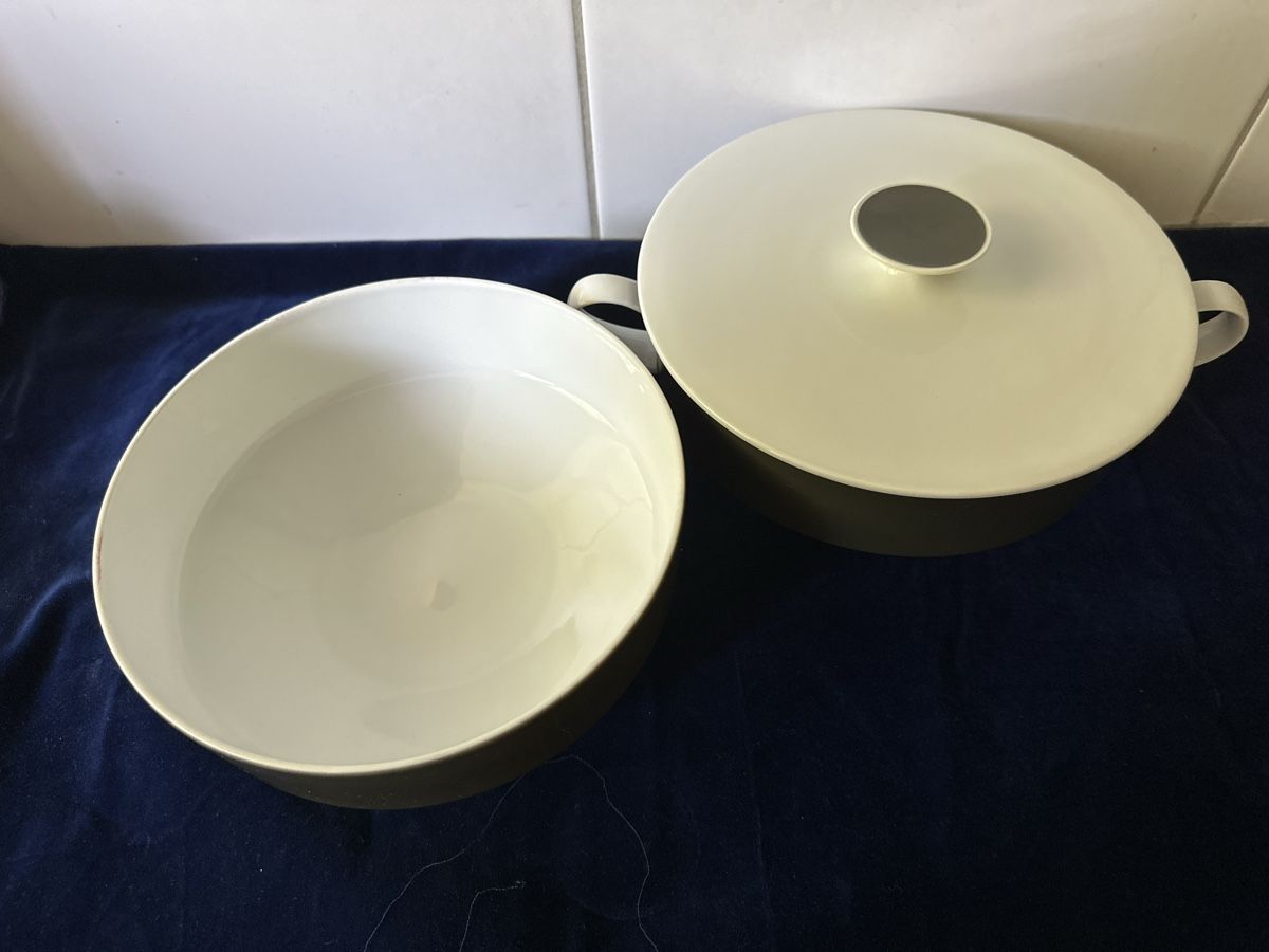 Rosenthal Ciotole: Rosenthal Studio-Linie Composition Schale mit Deckel ca. 21c – Usato da Zürich venduto da Chaeffeler 8