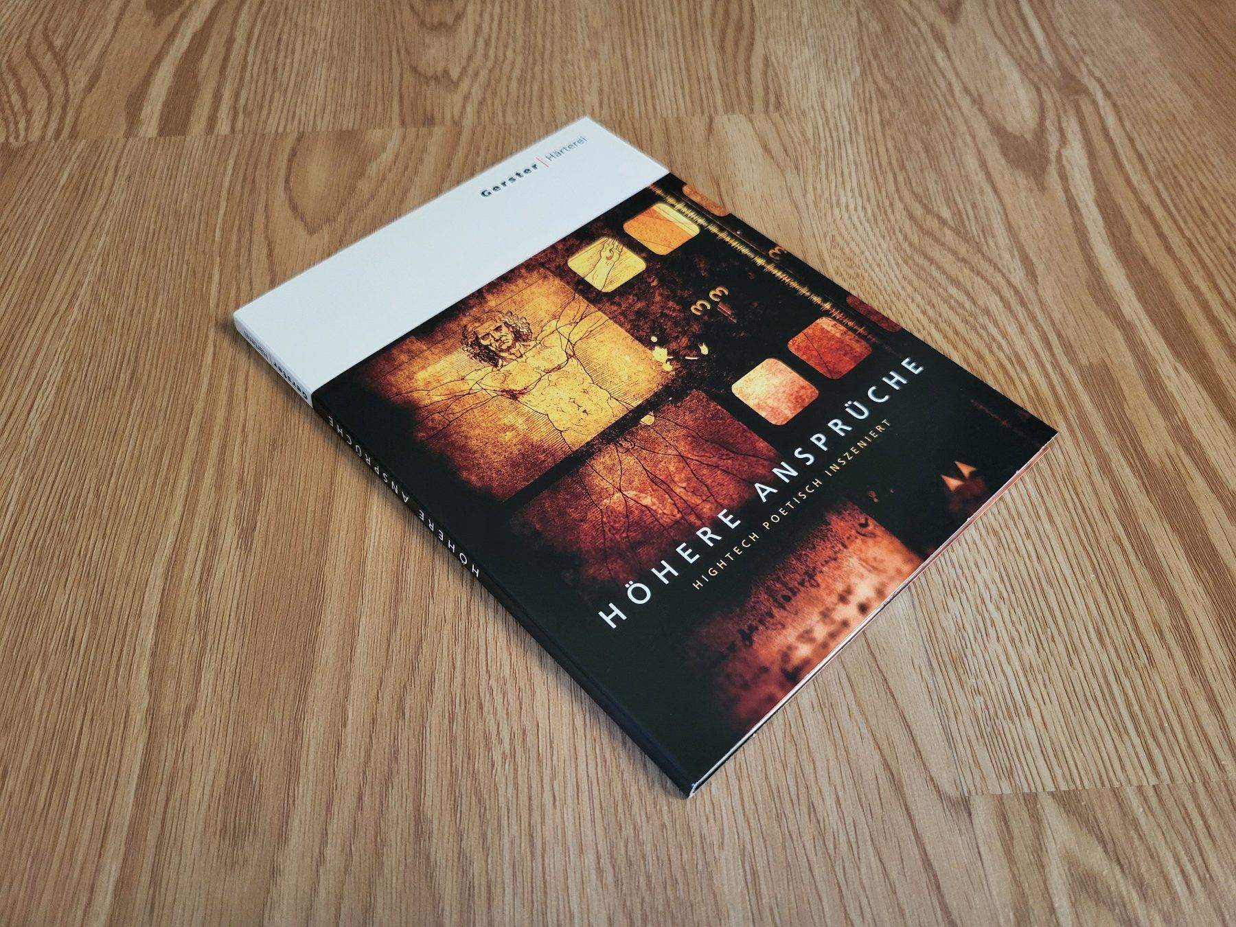 Tutti i DVDs: DVD Höhere Ansprüche - Hightech poetisch inszeniert – Usato da Oberentfelden venduto da AirCargo04 2