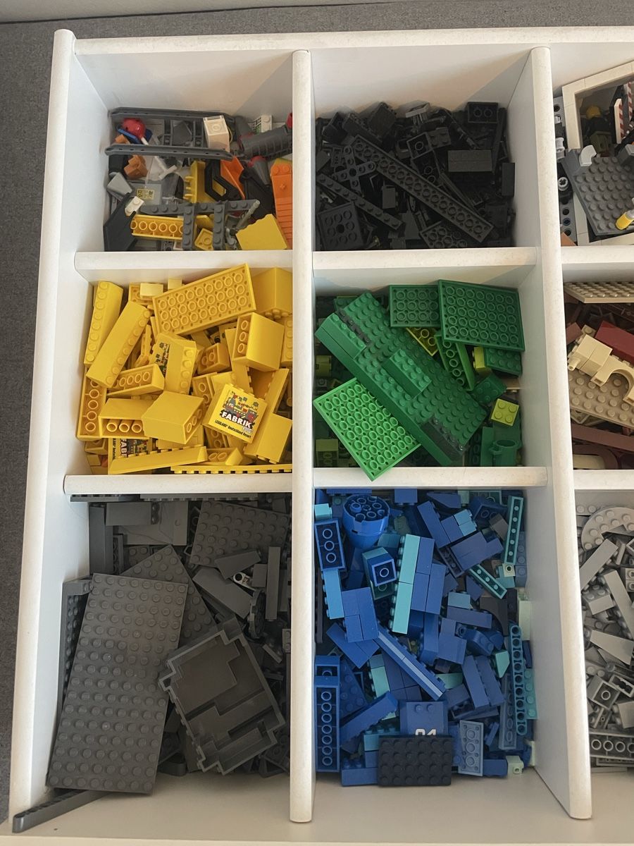 Lego Jouets: Lego Bausteine - Grosse Schublade voll – D'occasion à Wiesendangen par armandinho 1