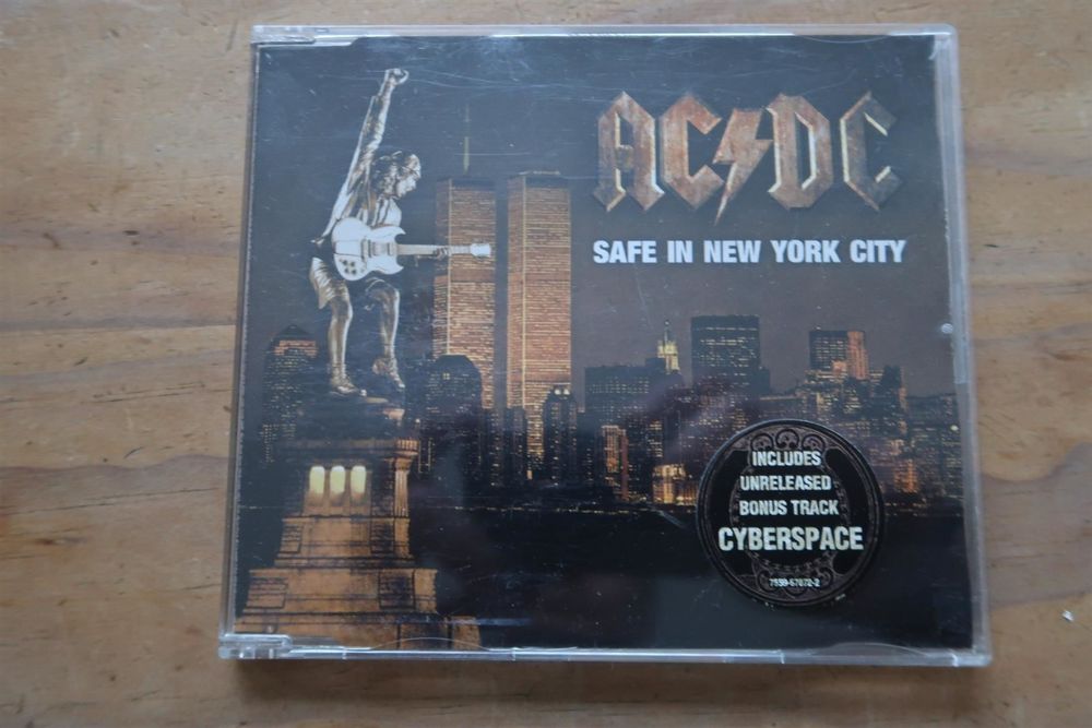 AC/DC SAFE IN NEW YORK CITY MAXI CD Kaufen auf Ricardo