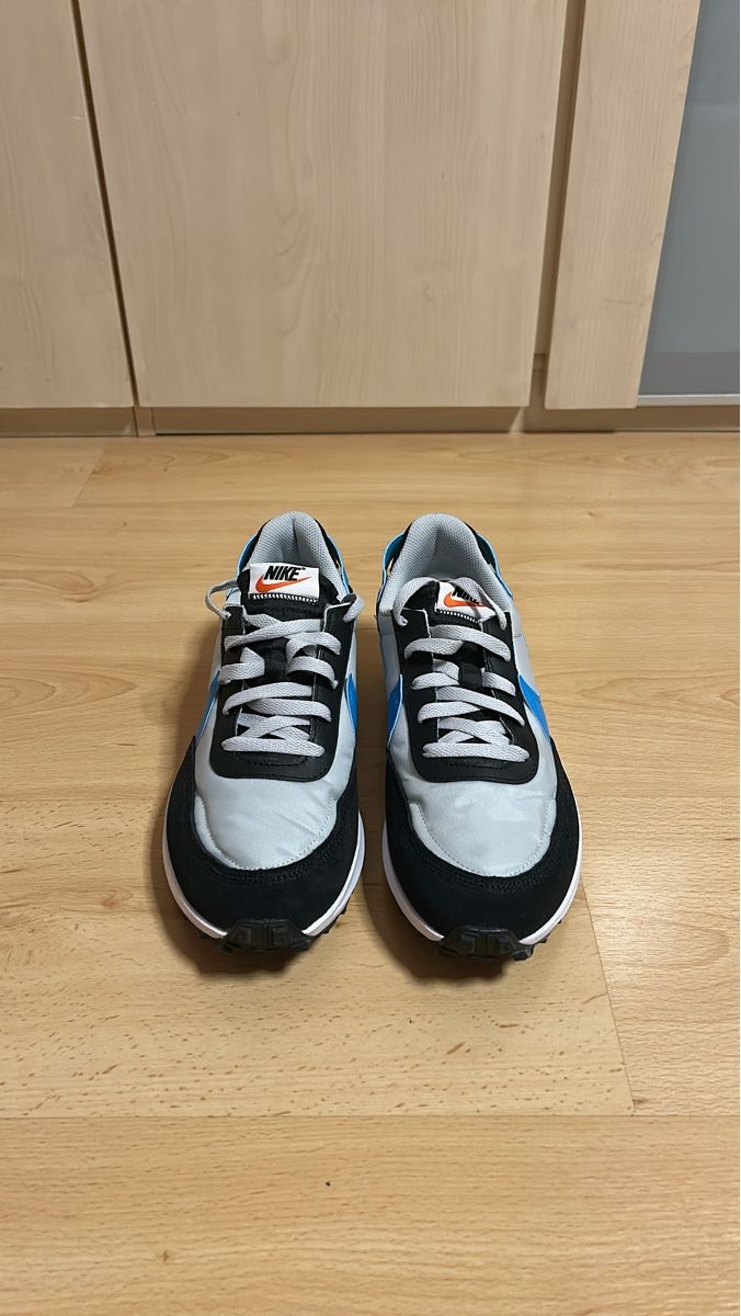 Nike Scarpe da uomo: Nike Waffle Debut – Nuovo (secondo la descrizione) da la chaux-de-fonds venduto da swann88