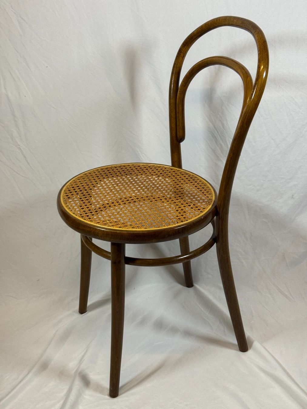 Stühle: Ancienne chaise en bois et cannage – Gebraucht aus Tramelan von lolopat 2