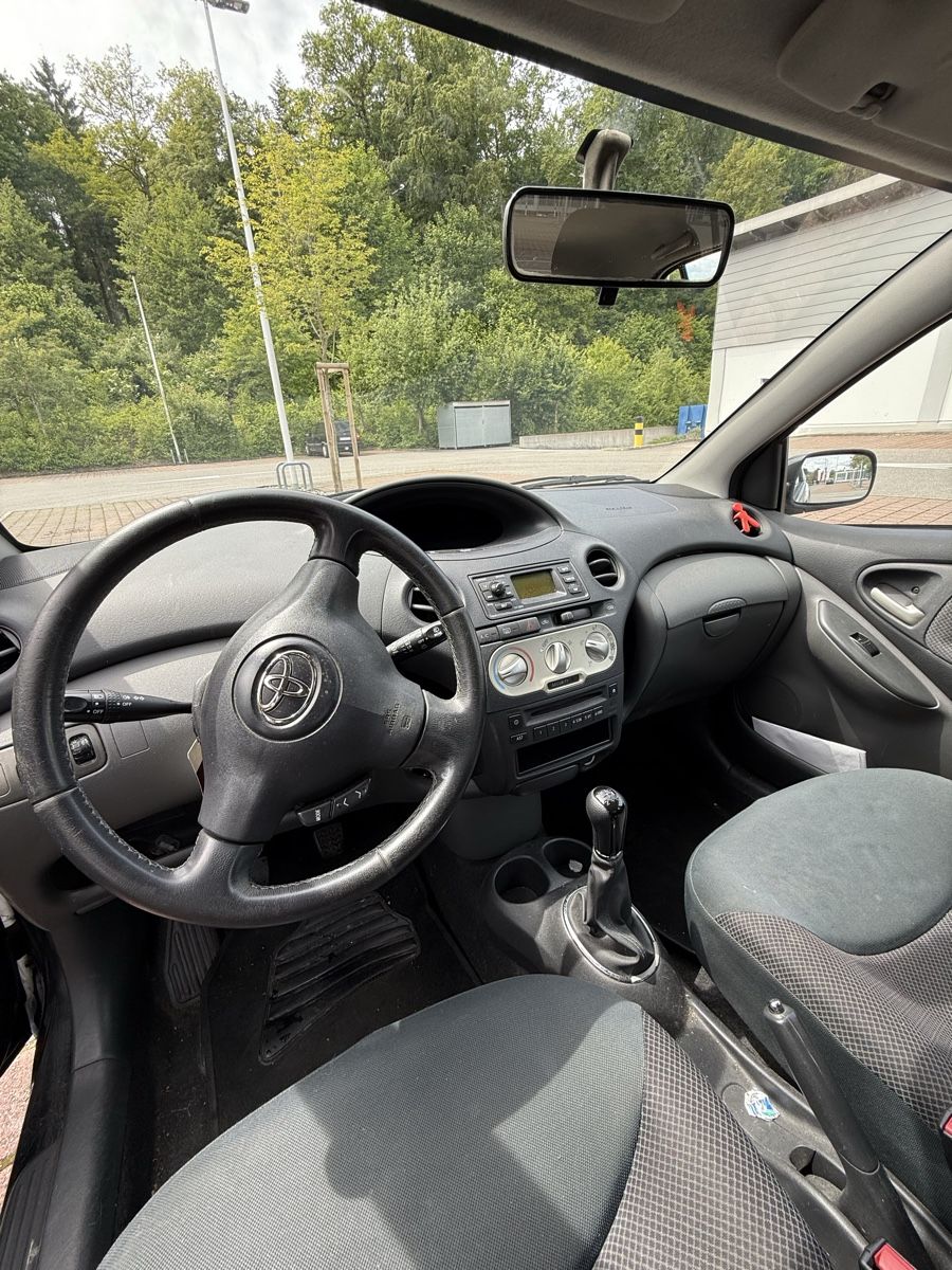 Toyota Automobili: Toyota Yaris 1.3 16V – Usato da Walperswil venduto da Jonu316 4