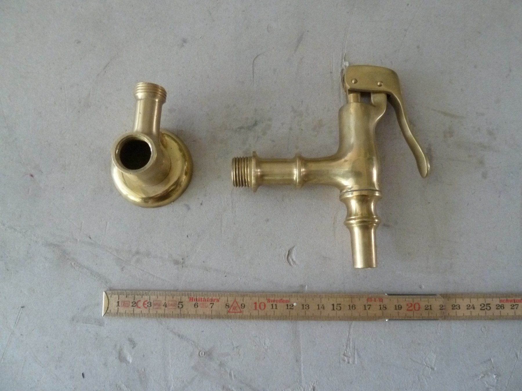 Rubinetteria: Vintage Wasserhahn, Zapfhahn, robinet, à pression – Usato da Aarwangen venduto da vintagehandel 2