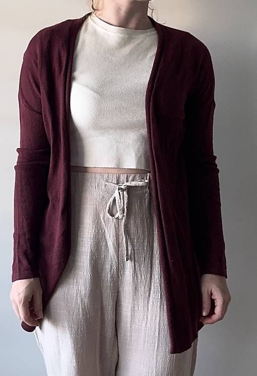 Jacken: Cardigan dunkelrot Gr 36 – Gebraucht aus Basel von R__Mueller