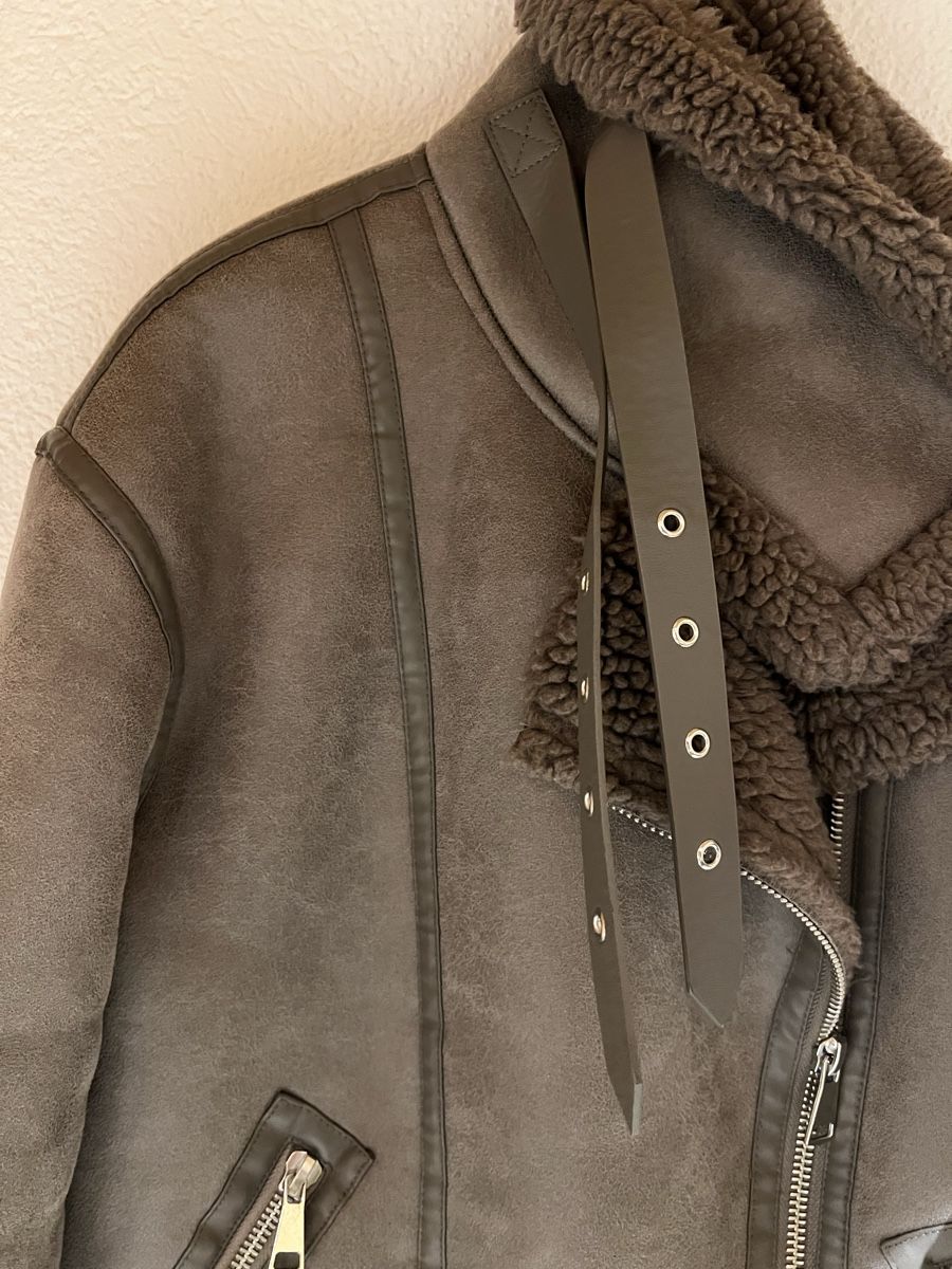 Zara Cappotti: Winterjacke XS von ZARA - Gratisversand – Nuovo (secondo la descrizione) da Frutigen venduto da lurit 2