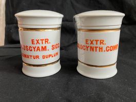 2 alte Apothekerdöschen aus Porzellan