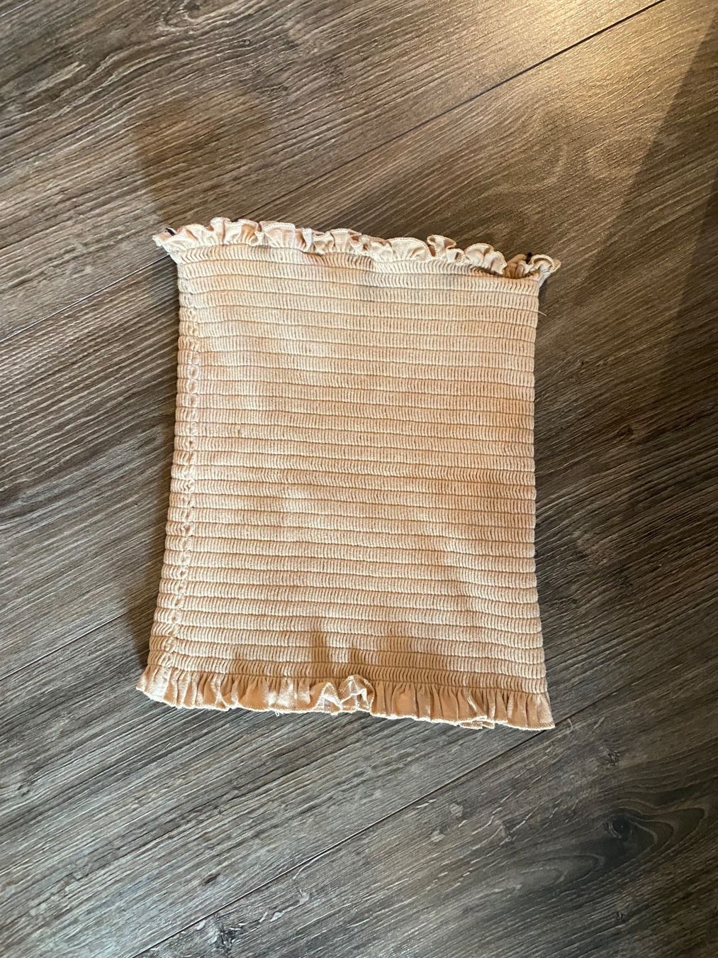 H&M Tops: Top xs – D'occasion à chermignon par pioupioumf