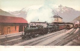 Bellinzona TI Bahnhof Abfahrt Expresszug