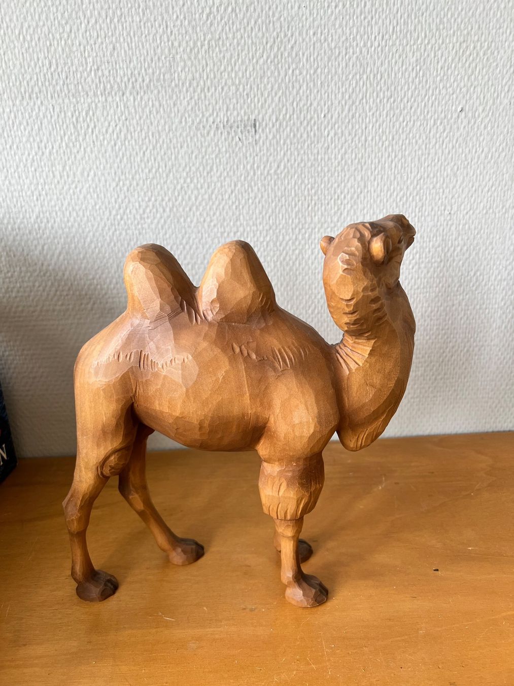 Tutte le decorazioni: Kamel stehend Huggler Krippenfigur Weihnacht 22 cm NP – Usato da Adliswil venduto da buch_und_kunst 2