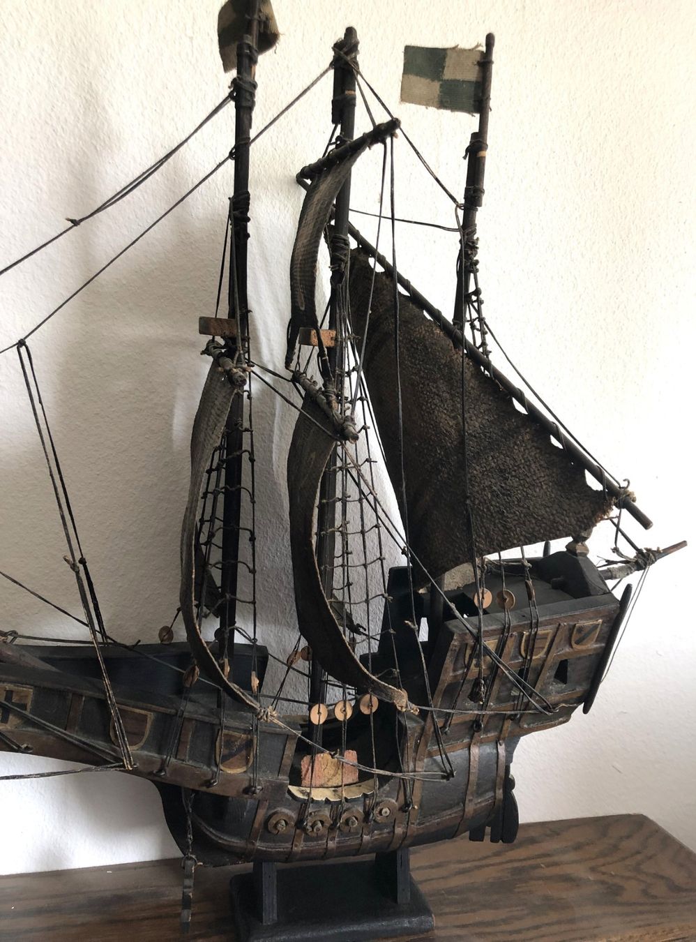 Kit di modellismo & Modellini statici: Schiff - Modell - Holz - schwarz - Piratenschiff - gross – Usato da Schaffhausen venduto da durruti 2