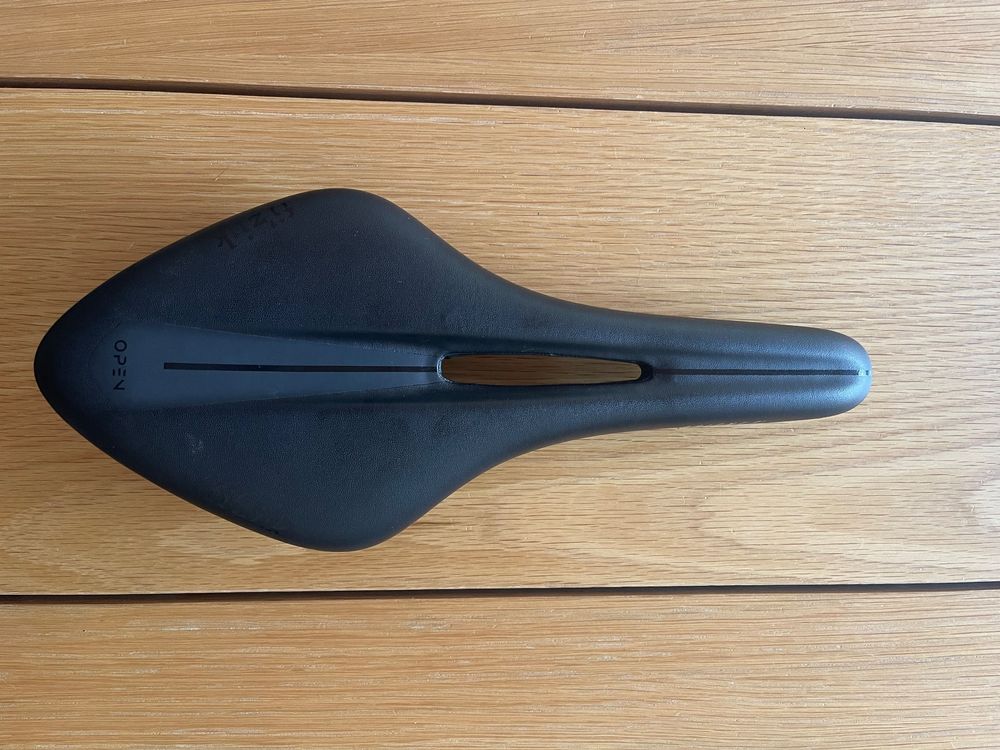Selle De Vélo De Route FIZIK ARIONE R3 Rails Kium - 205g, Bon État Occasion