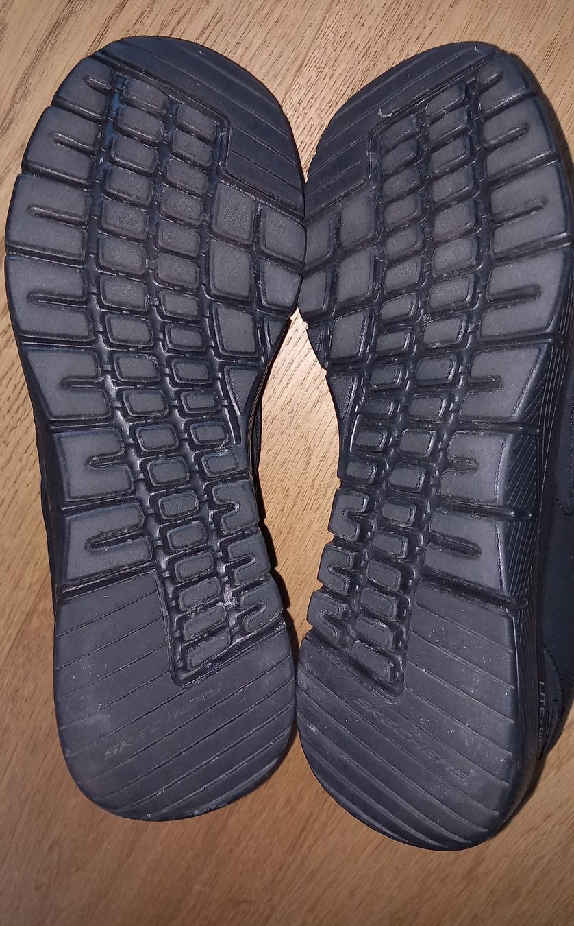 Skechers Scarpe da uomo: Skechers air cooled  memory foam 43 – Nuovo (secondo la descrizione) da Tramelan venduto da fab_rvs8 2