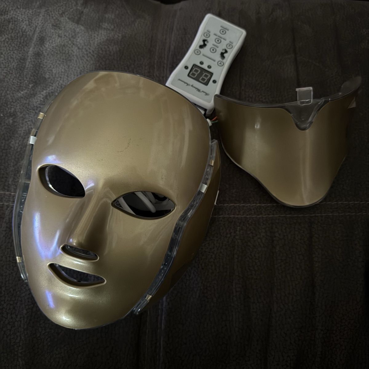 Cura del viso: Masque à Led [Hime sama] – Usato da La Chaux-de-Fonds venduto da _x.c_4