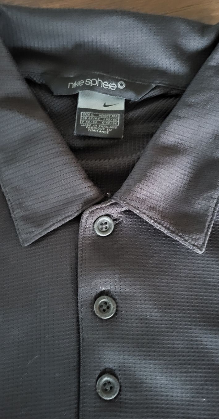 Nike Magliette Polo: Nike sphere Polo shirt L schwarz – Usato da Unterseen venduto da rej_lnk9 2