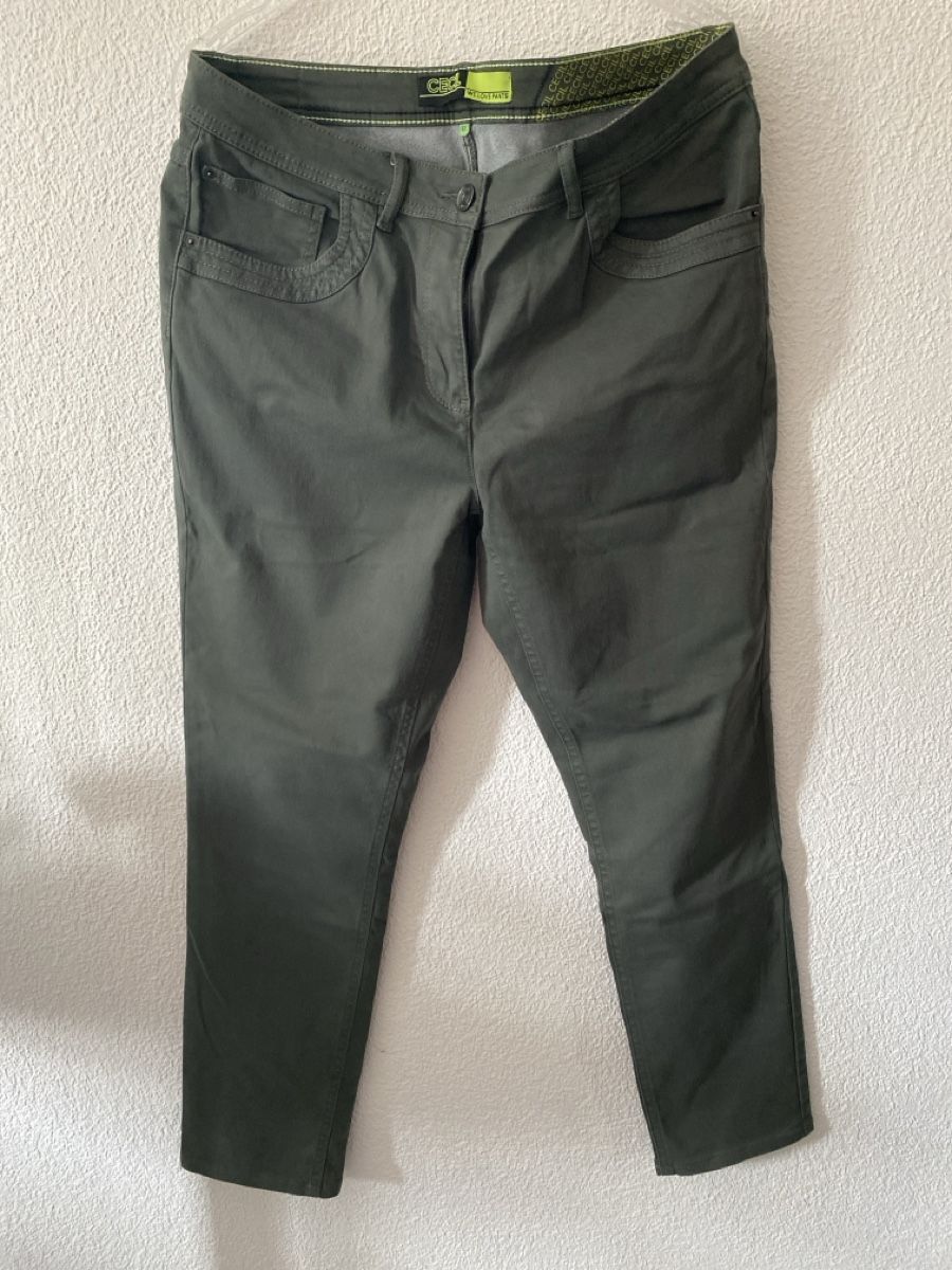 Cecil Hosen: Cecil Hose 32 – Gebraucht aus Bleienbach von Dbeno