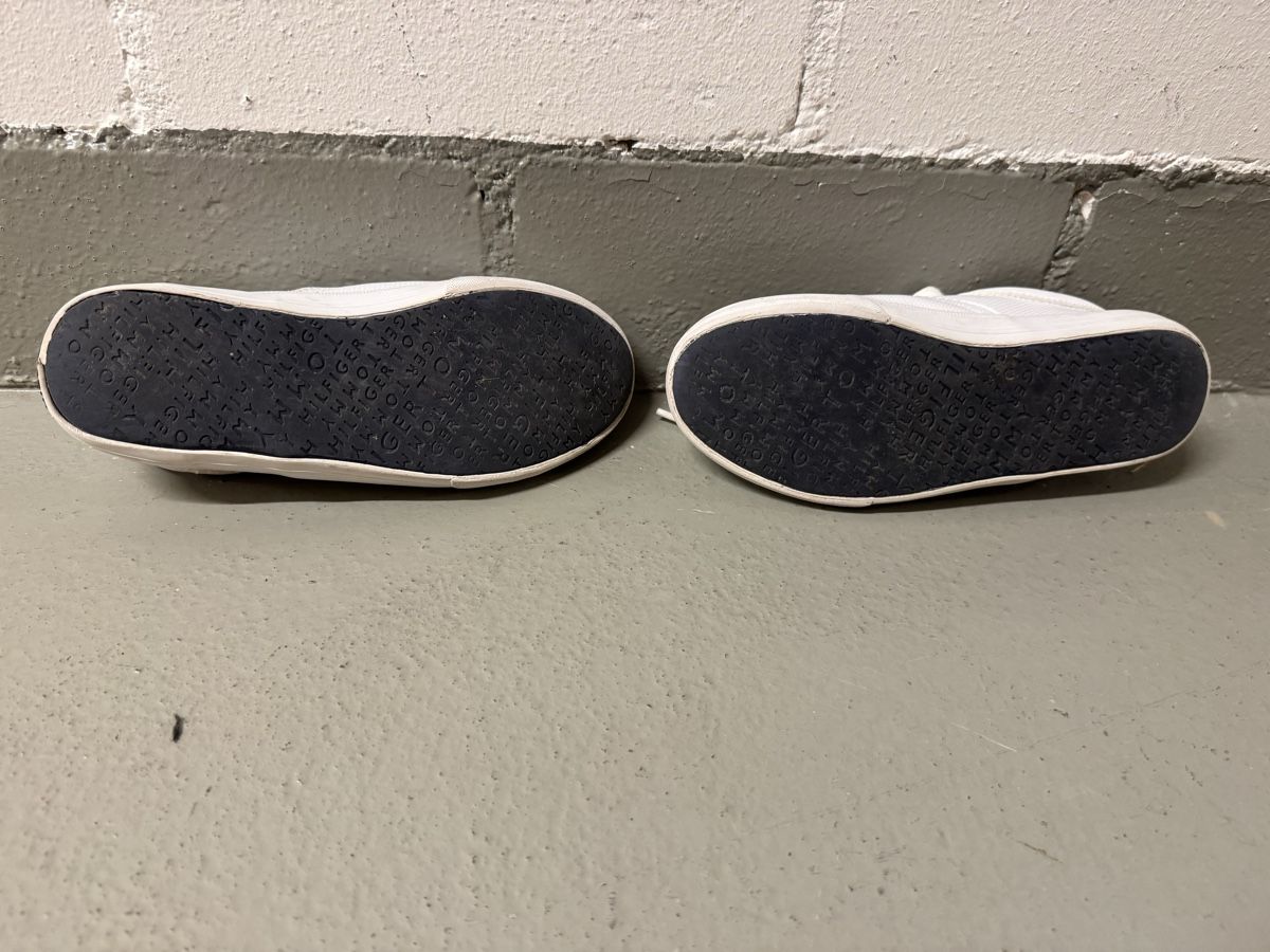 Tommy Hilfiger Scarpe per ragazzi: Kinder Schuhe Grösse 34 – Usato da Zürich venduto da MaSte 4