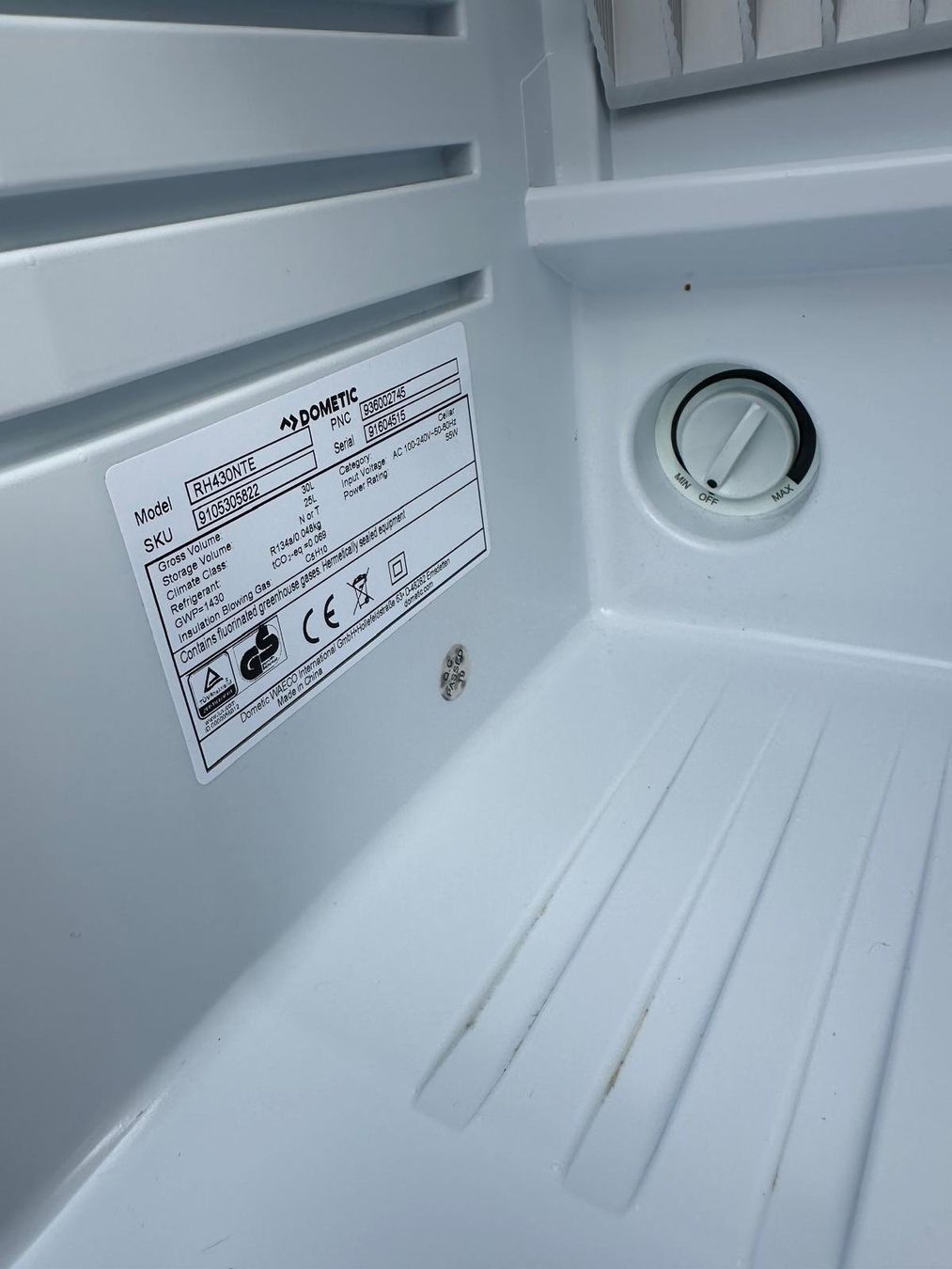 Frigoriferi: Minibar Dometic RH 430 NTE – Usato da Spreitenbach venduto da Space_X 5