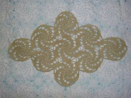 Häkeldecke, hellgrün, Handarbeit, Boho-Style