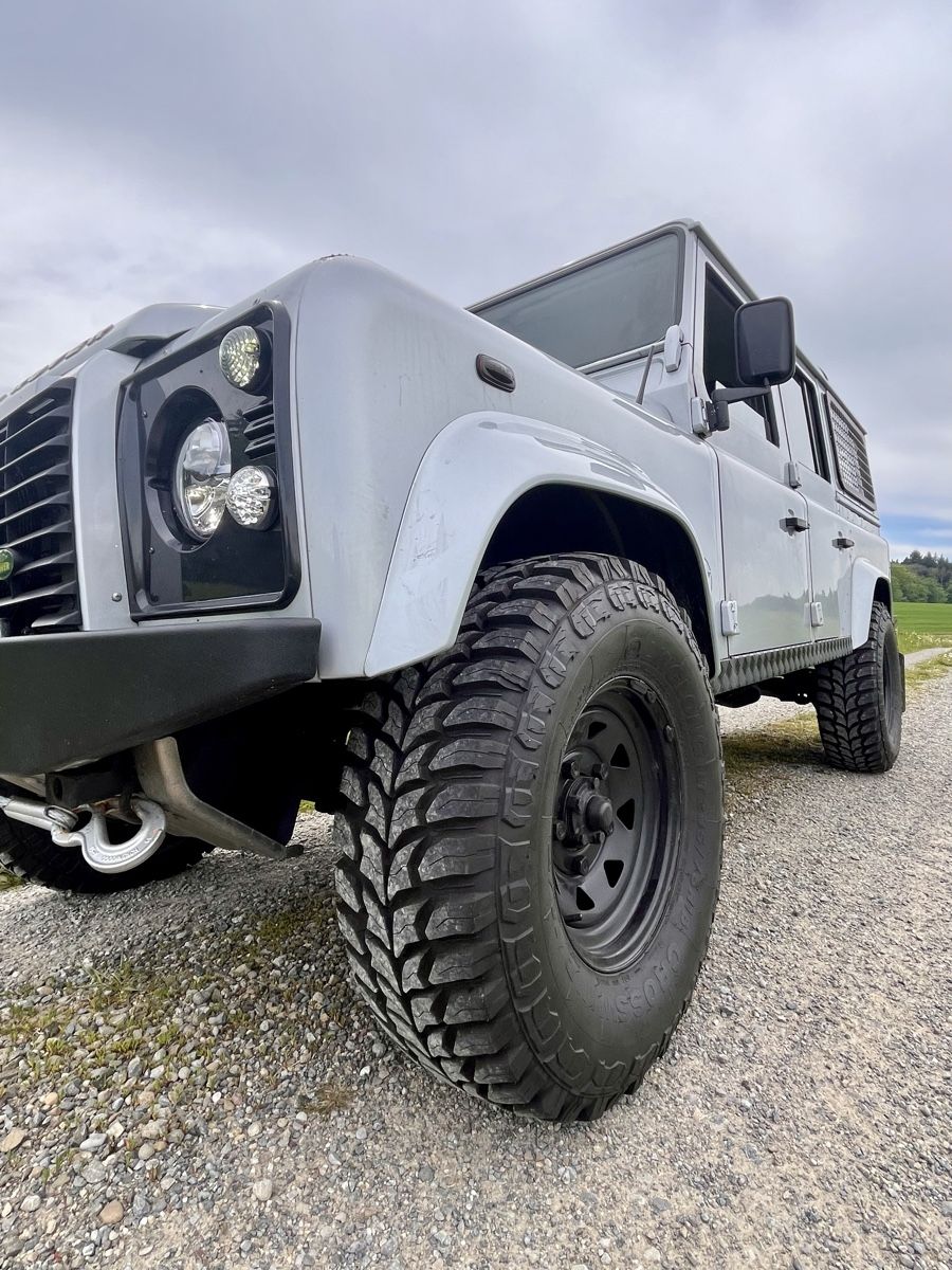 Land Rover Automobili: Land Rover Defender – Usato da Fruthwilen venduto da bodensee_manufaktur 1