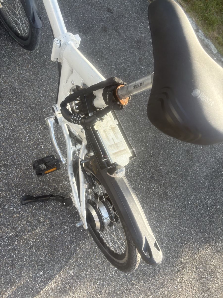 Velos: Klappvelo E-Bike weis – Gebraucht aus Sursee von Fion 1