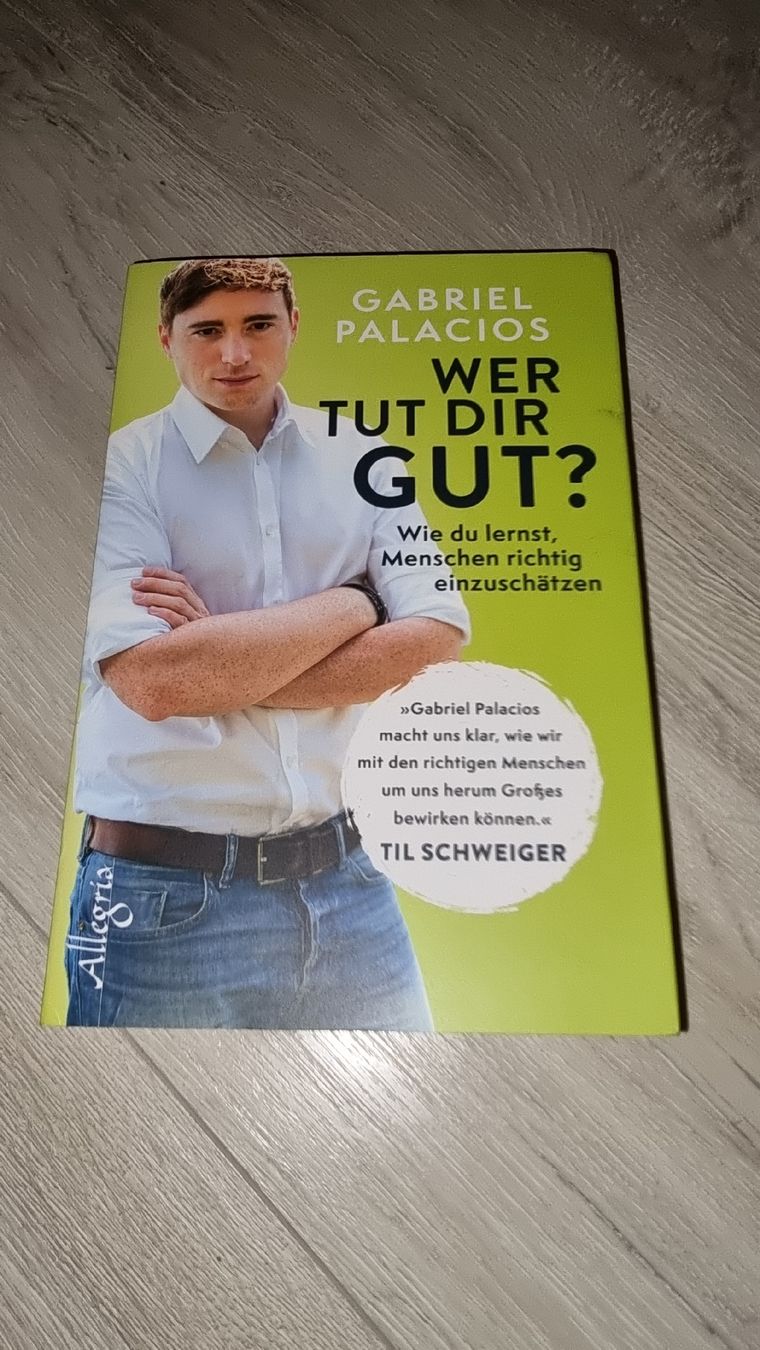 Libri: Ratgeber "Wer tut dir gut?" – Usato da Wigoltingen venduto da Zuckerfee84
