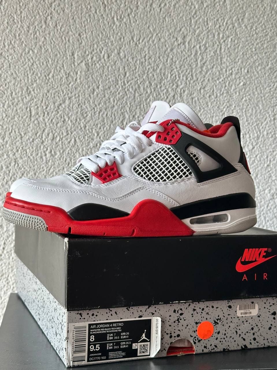 Scarpe da uomo: Jordan 4 Retro OG Fire Red 2020 – Nuovo e nell'imballaggio originale da Schaffhausen venduto da mog_9m9g 7