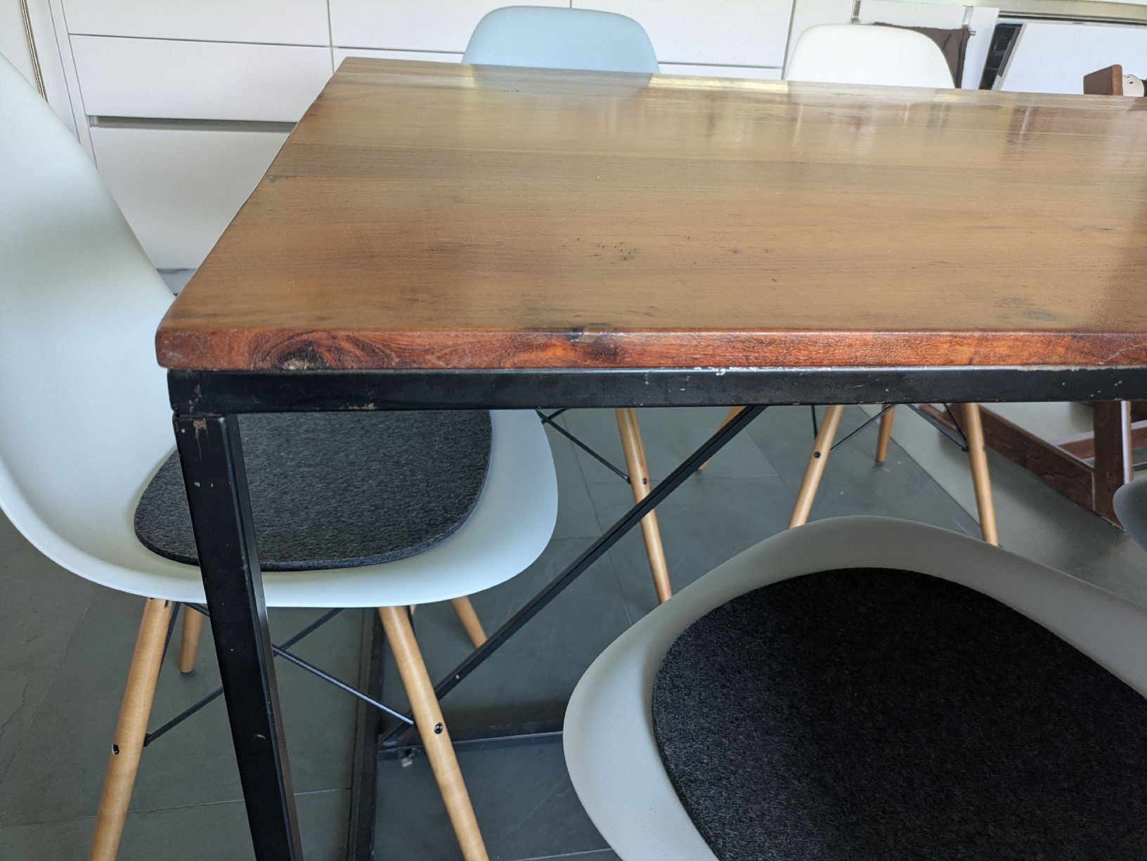 Tische: Massivholz Tisch 200x95 – Gebraucht aus Wädenswil von traviataa 5