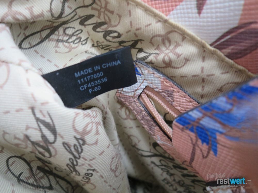 Guess Borse da donna: GUESS Tasche Blume – Nuovo (secondo la descrizione) da Winterthur venduto da Restwert_Winterthur 4