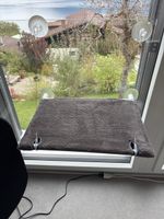 Katzenliege Fensterplatz grau mit Saugnäpfen gebraucht