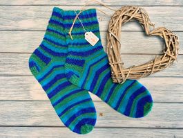 Handgestrickte Socken 🧦🧶Grösse 40/41. DIE Geschenkidee🎁!