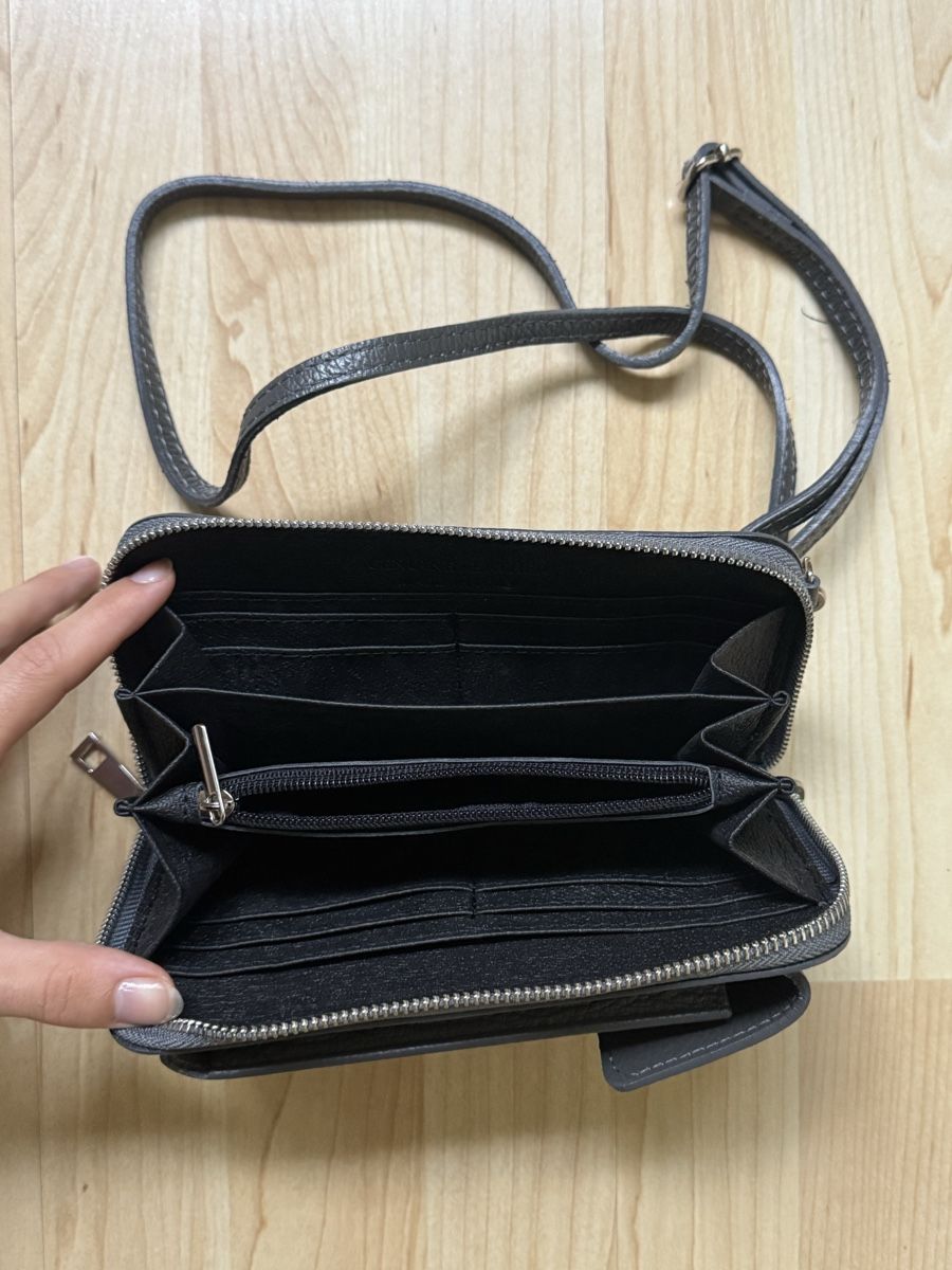 Portafogli: Graue Handytasche mit Portemonnaie – Usato da Niederurnen venduto da sel_z2wg 2