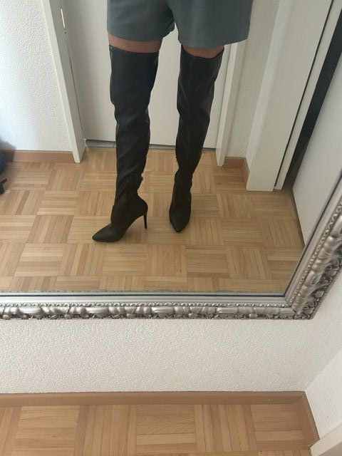 Scarpe da donna: Overknee, High-heels, schwarz, Leder – Nuovo (secondo la descrizione) da Dietlikon venduto da 621990