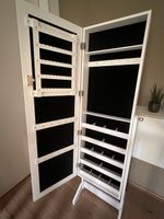 Schmuckschrank