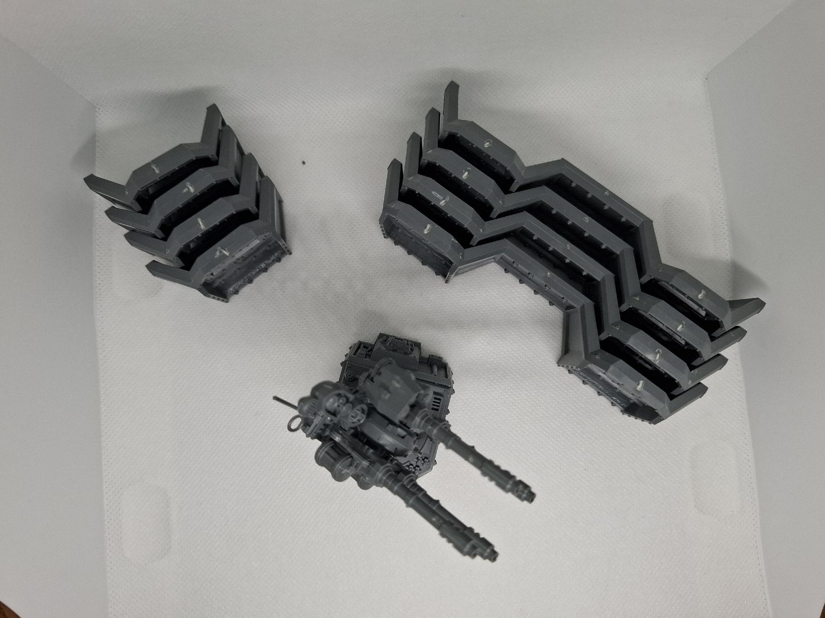 Kit di modellismo & Modellini statici: Warhammer 40k Aegis Defence Line mit Quad Kanone – Usato da Winterthur venduto da justs0m3guy 2