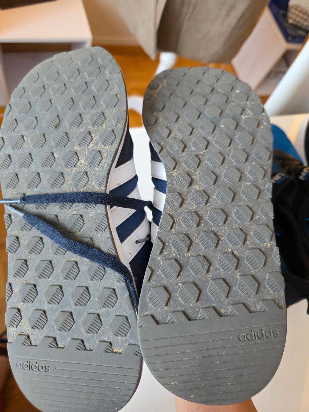 Schuhe für Jungen: Schuhen – Gebraucht aus Oberentfelden von baumgartnerfamily 2