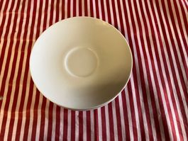 3 weisse Unterteller für Kaffeetassen, keine Markenprägung