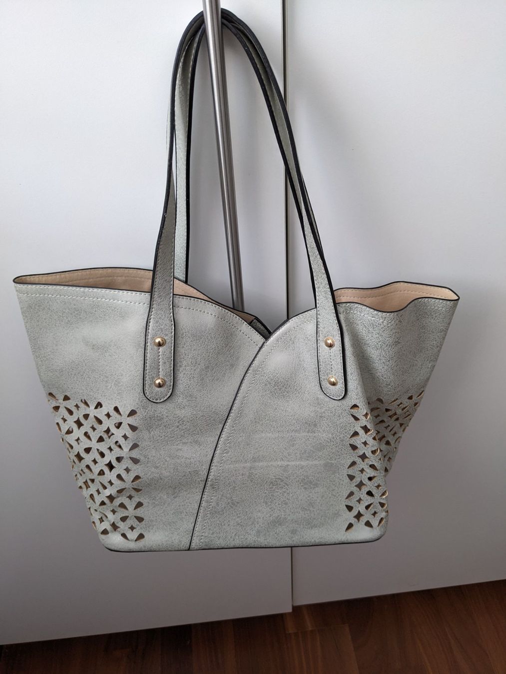 Borse da donna: Tasche – Usato da Einsiedeln venduto da mar_6bqc 1