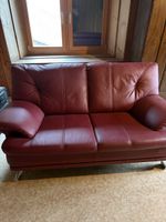 2-Sitzer Sofa dunkelrot Metallfüsse guter Zustand