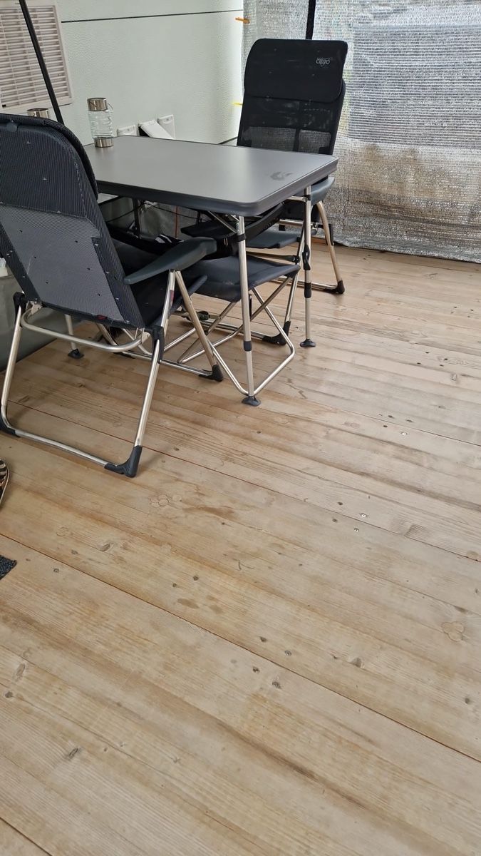 Camping Fahrzeuge: Holzboden zu Wohnwagen – Gebraucht aus Mastrils von kitamura 2