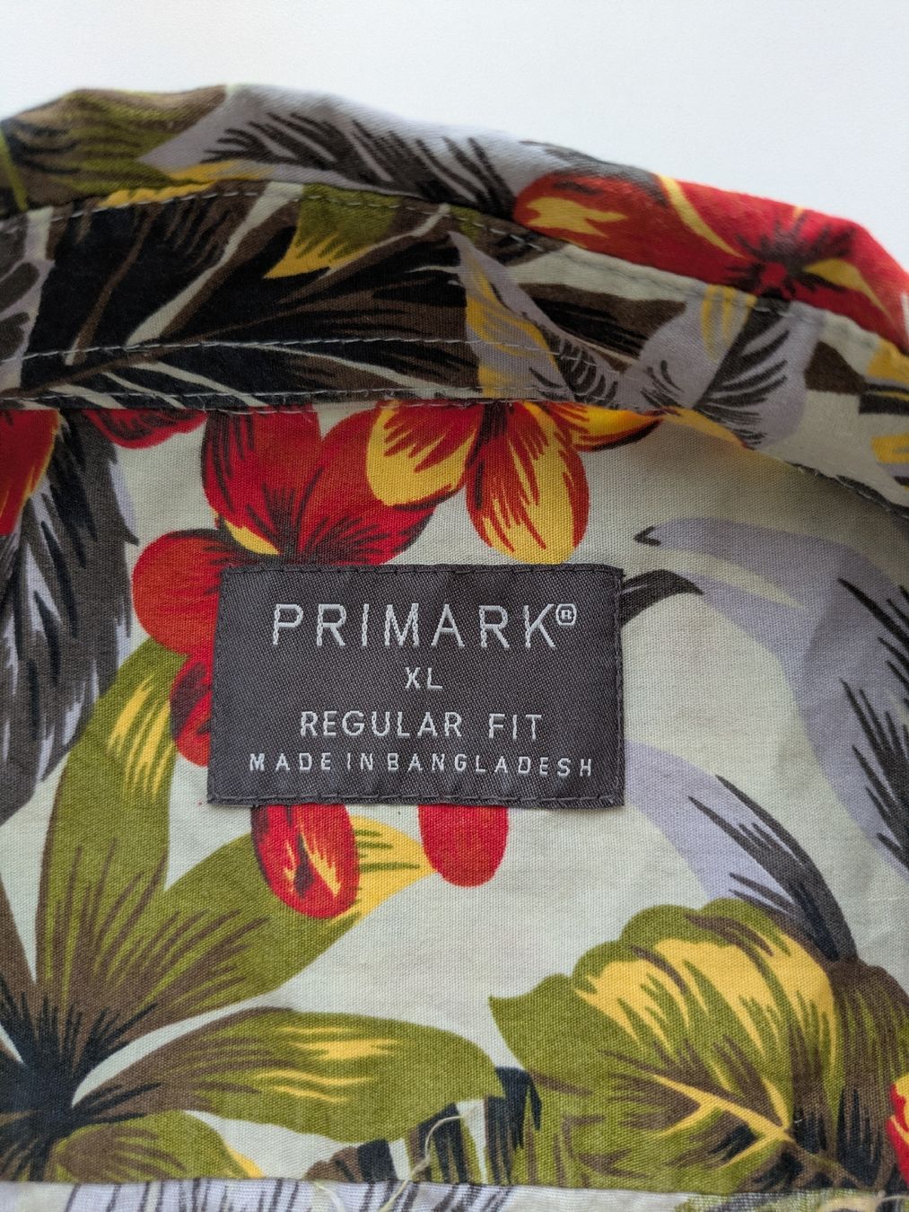 Hemden: Herren Hemd Kurzarm Grösse XL Blumenmuster  – Gebraucht aus Rorschach von joh_v2y2 2