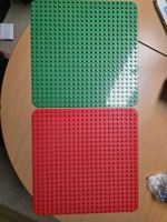 2er Set Duplo-Platten 24x24 Noppen rot/grün