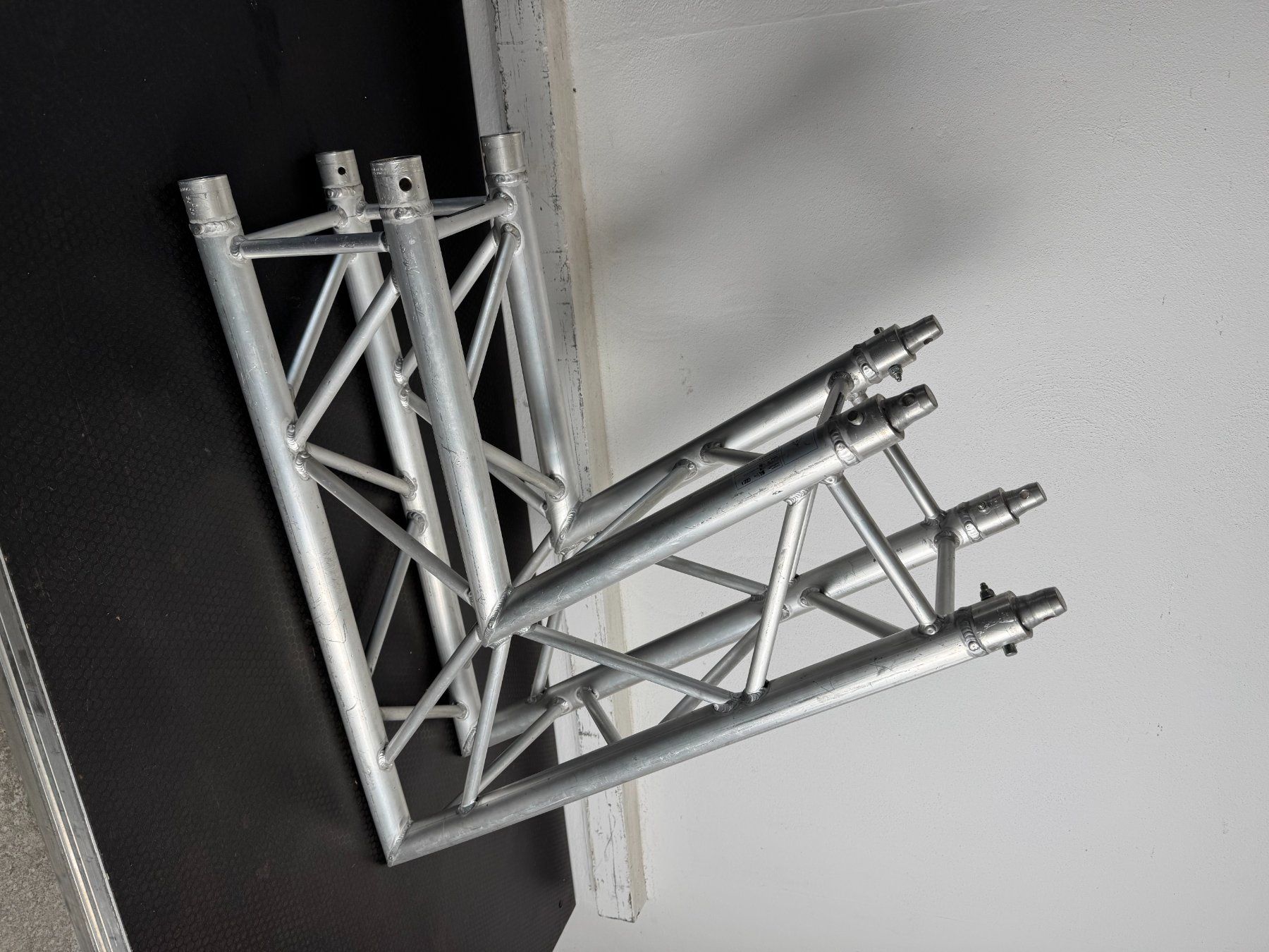 Tralicci: Eurotruss FD34 60° Ecke – Usato da Buchs AG venduto da N-joyEvents 2