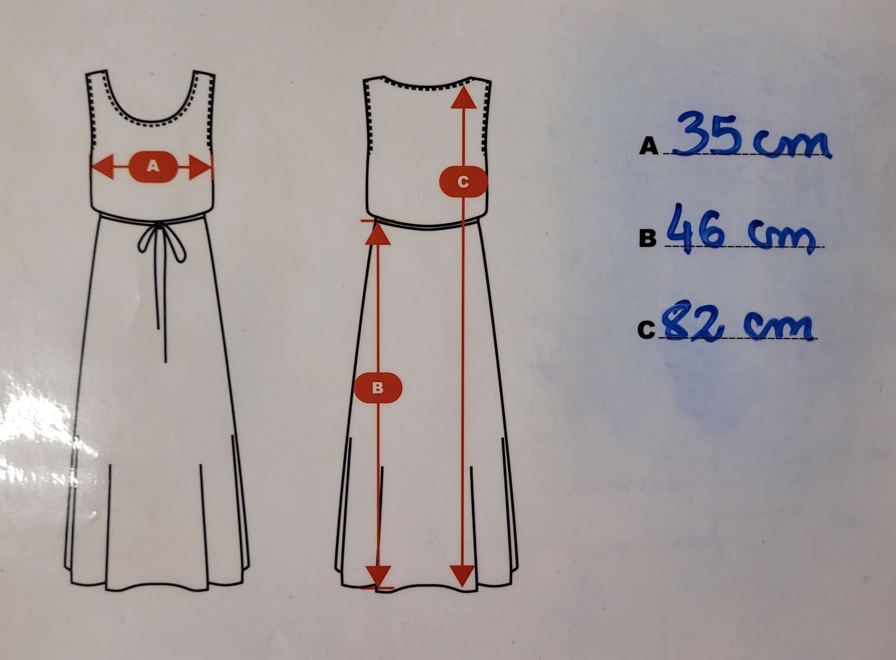 H&M Vestiti: DIVIDED Robe noire – Usato da Lausanne venduto da PlusValue_Lausanne 4