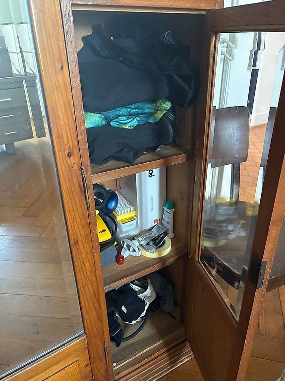 Schränke: Armoire début 20ème avec miroir  – Gebraucht aus Lausanne von lev_hxc6 3