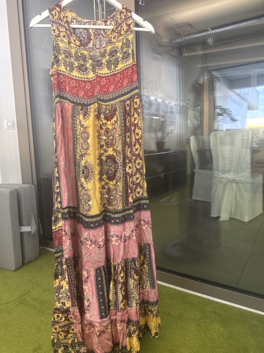 Vestiti: Sommerliches Maxikleid mit Muster - Grösse M - Top! – Usato da Igis venduto da vobama