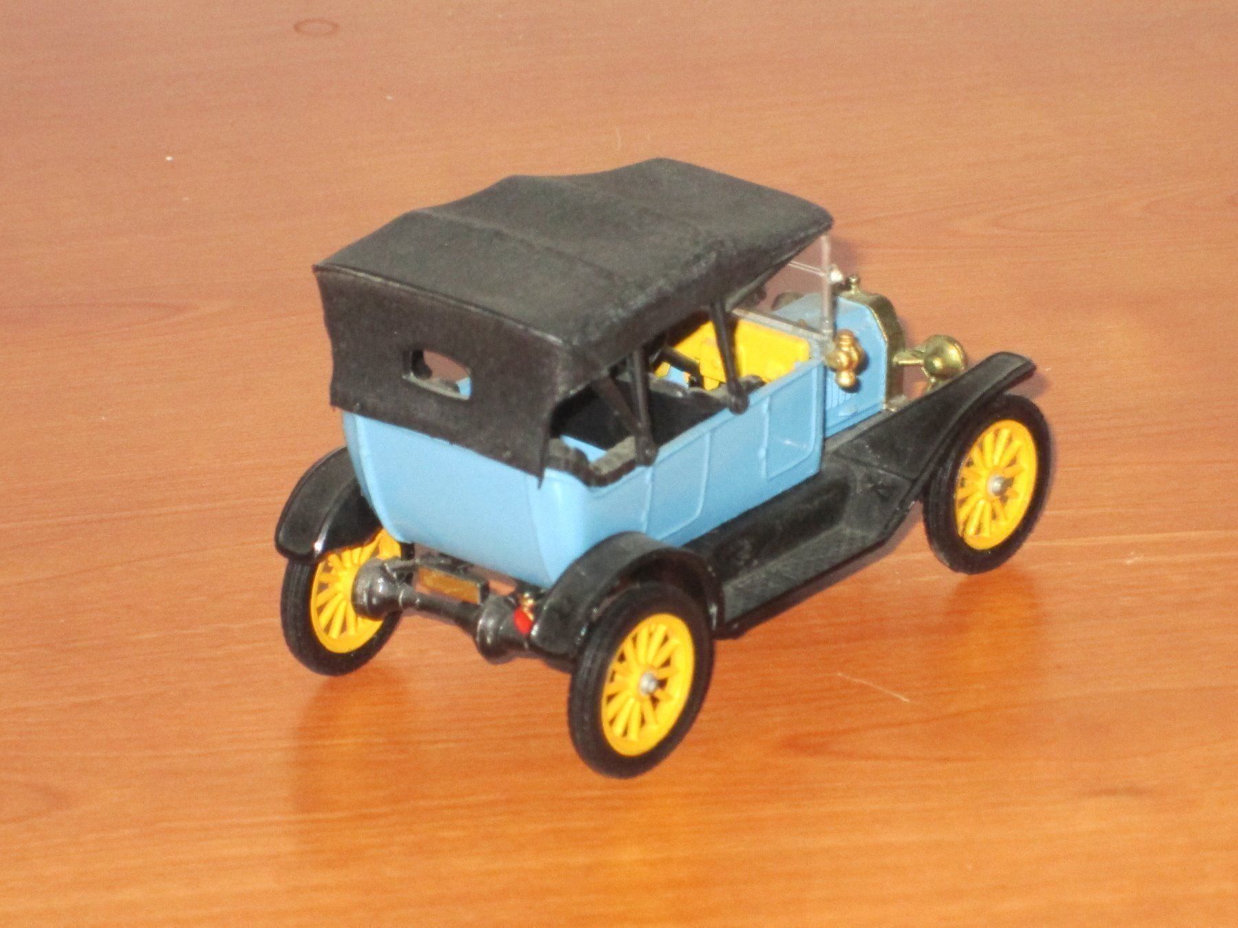 Ford Modellini d'auto: Corgi Classics Ford model T 1/43 – Usato da Bonfol venduto da zagato43e 1