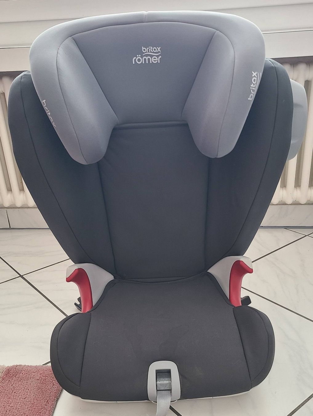 Britax Römer Sièges auto: Auto-Kindersitz – D'occasion à Villmergen par Treasure0
